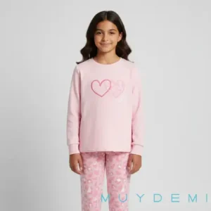 Pijama juvenil estampado corazones